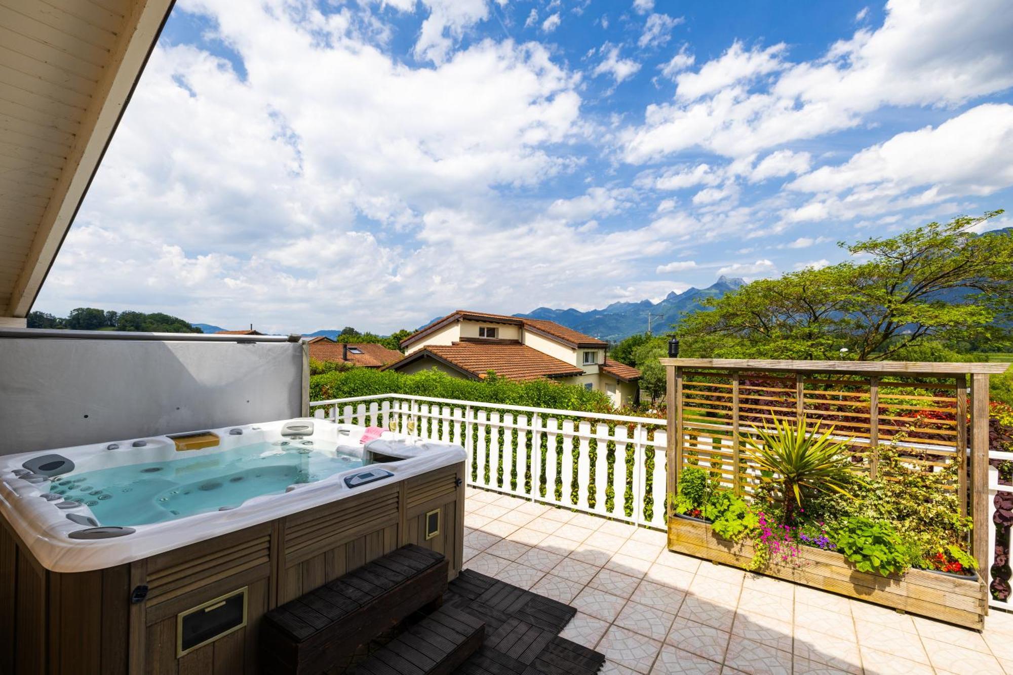 B&B Mon Reve, Petit Dejeuner Bio, Jacuzzi Les Evouettes Экстерьер фото